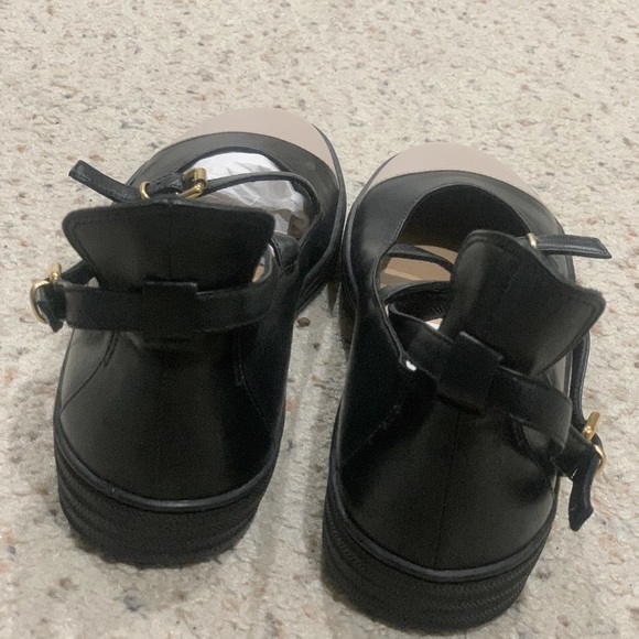 Black leather sandals US size 7 - Picture 2 of 4
